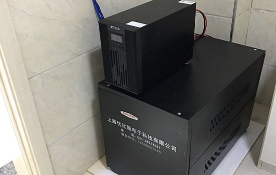 UPS電源